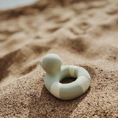 Flo&#x20;the&#x20;floatie