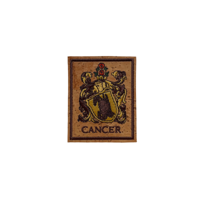 Etiqueta retangular com brasão e texto 'CANCER'