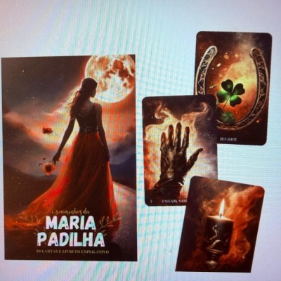 Baralho místico 36 cartas com imagens de mulher, mão de fogo, vela e trevo em ferradura