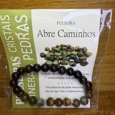 Pulseira pedras naturais e embalagem com cartão e texto em português