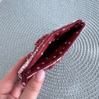 Bolsinha&#x20;Multiuso&#x20;com&#x20;folho&#x20;Vermelha