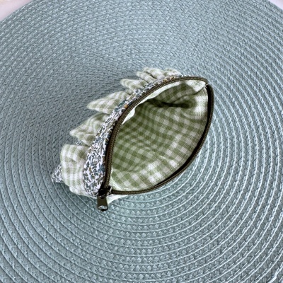 Bolsinha&#x20;Multiuso&#x20;com&#x20;folho&#x20;Verde