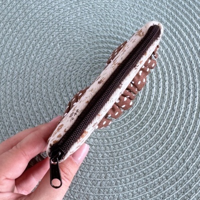 Bolsinha&#x20;Multiuso&#x20;com&#x20;folho&#x20;Castanha