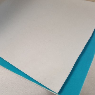 tecido branco e azul para estofamento