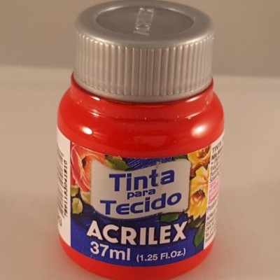 Frasco vermelho de tinta para tecido Acrilex com tampa prateada