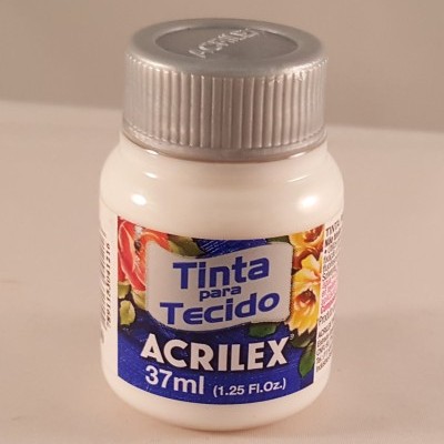 Frasco branco de tinta para tecido Acrilex com tampa prateada
