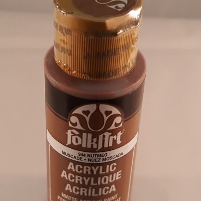 Frasco de tinta acrílica FolkArt cor noz-moscada 59 ml com tampa dourada