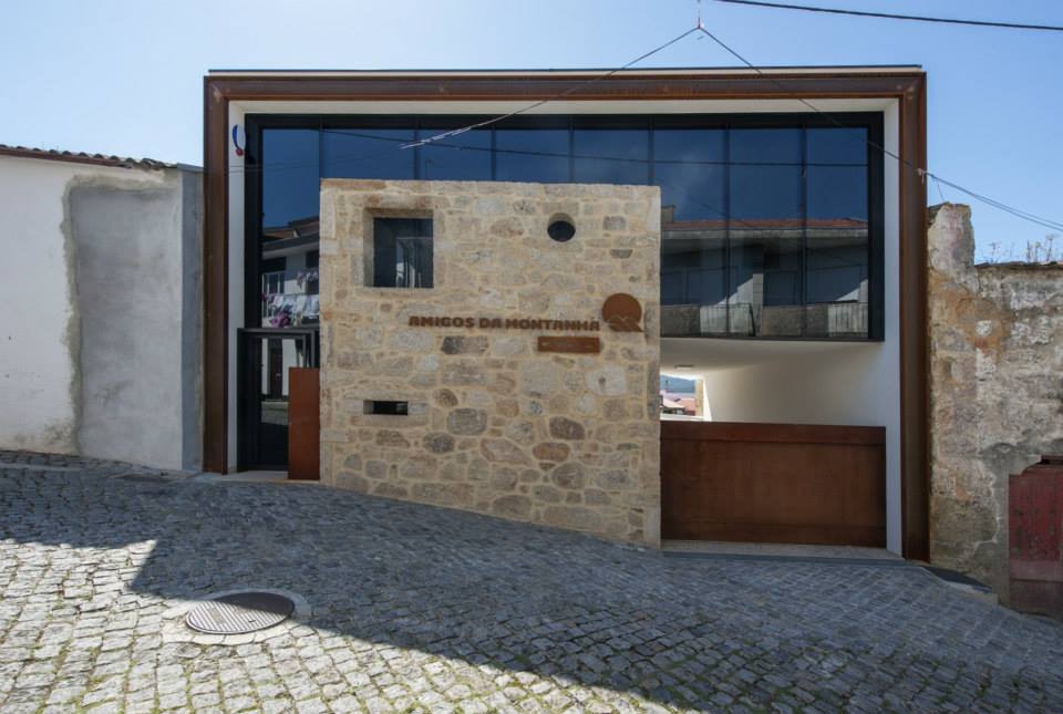 Albergue de Peregrinos "Amigos da Montanha"