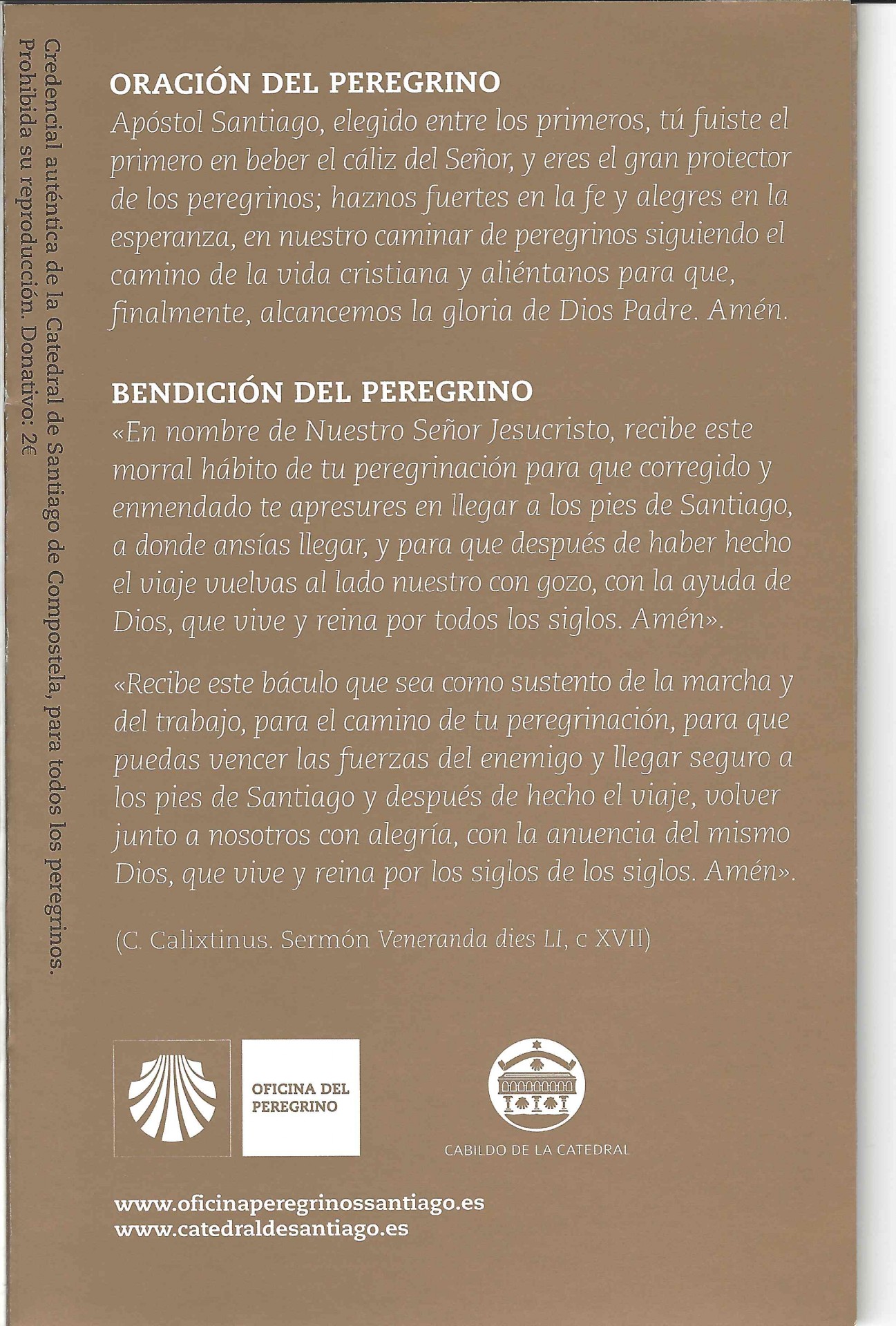 Credencial do Peregrino Página com texto religioso em castanho claro e logótipos oficiais relacionados com Santiago.