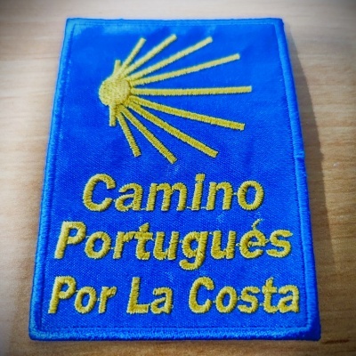 https://www.alberguedebarcelos.com/product/emblema-camino-portugues-por-la-costa
