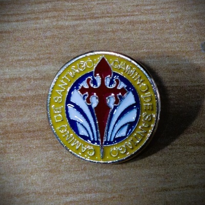 https://www.alberguedebarcelos.com/product/pin-camino-de-santiago-3