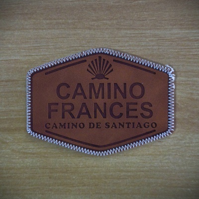 https://www.alberguedebarcelos.com/product/emblema-caminofrances