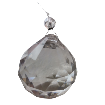 Pendão decorativo esférico em cristal transparente facetado