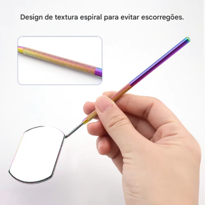 Espelho dentário com cabo espiral colorido e mão segurando