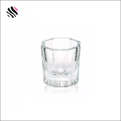 Copo de vidro transparente quadrado