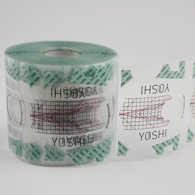 Rolo de adesivos transparentes com grelha vermelha e preta e texto YOSHI