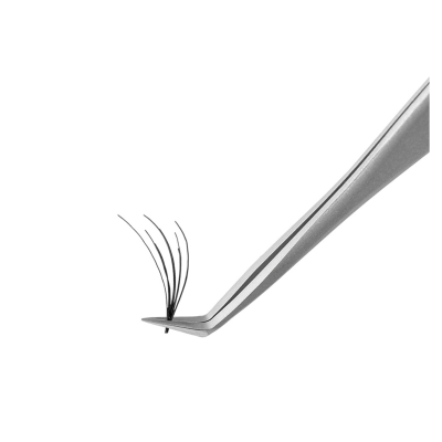 Pinça metálica prateada com pestanas falsas pretas