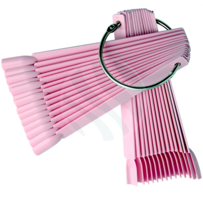 Organizadores de plástico rosa com ranhuras e anel metálico