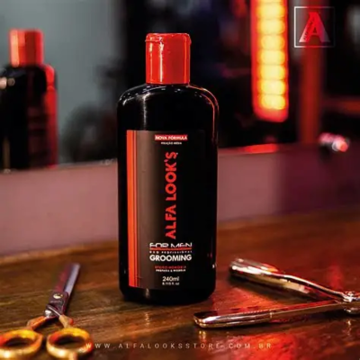 Frasco preto e vermelho ALFA LOOK'S para homem sobre bancada de madeira com tesoura e navalha