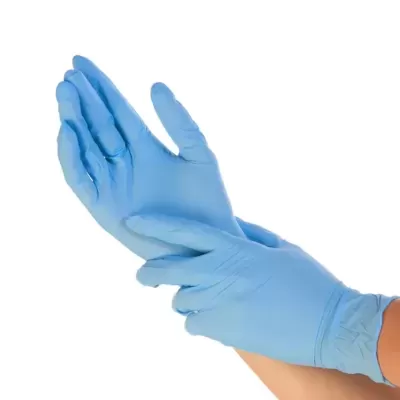 Par de luvas descartáveis azuis de nitrilo em fundo branco