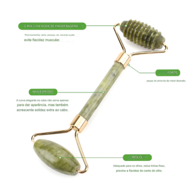 Rolo de massagem facial em pedra verde com duas extremidades e estrutura metálica dourada