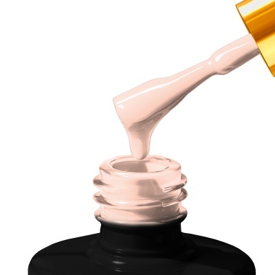 Frasco de verniz de unhas preto com tampo dourado e verniz bege claro