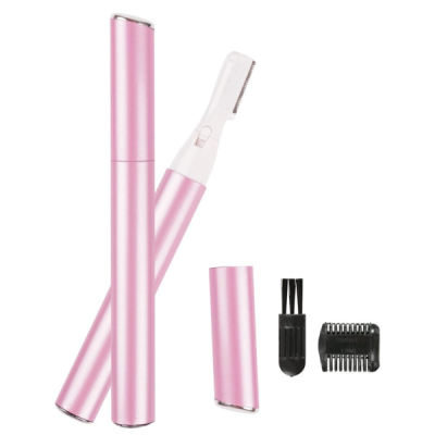 Depiladora elétrica portátil rosa com tampa e acessórios em fundo branco