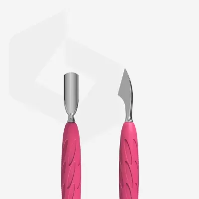 Facas para queijo com cabos rosa emborrachados e lâminas prateadas