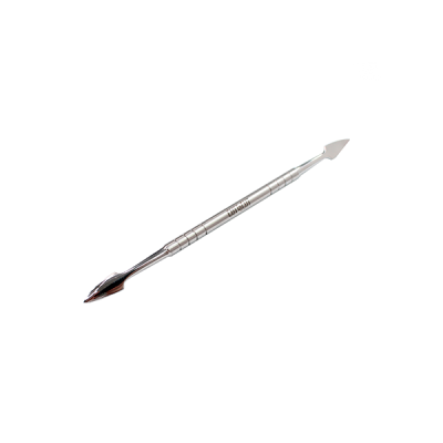 Ferramenta metálica de duas pontas com texto impresso