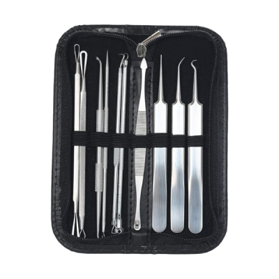 Conjunto de ferramentas metálicas para cuidados de pele em estojo preto