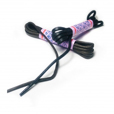 Par de atacadores pretos enrolados com tira de papel com números coloridos