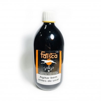 Garrafa preta de plástico com rótulo Faisca galgo