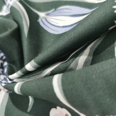 Tissu satin CRAVO E ROSA