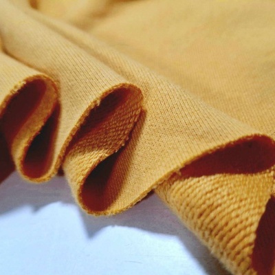 Felpa Diagonal   HONEY GOLD