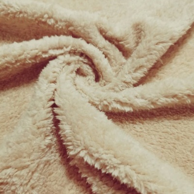 Pêlo sintético SWEET CHIPRE