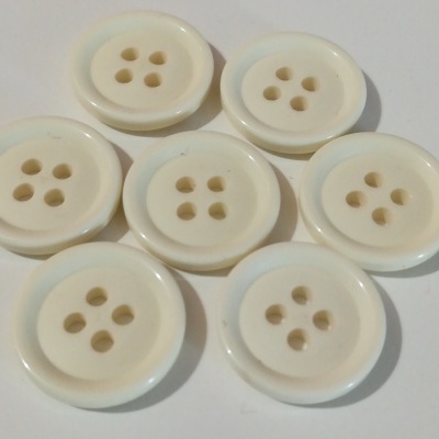 Botão Plast. Branco - 15 mm Pack 12