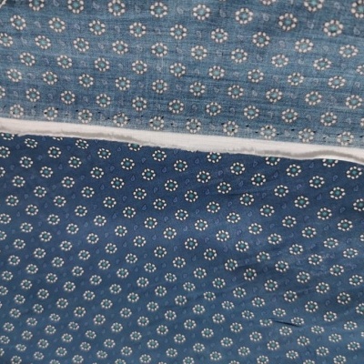 Tissu coton BLEU AVEC FLEURS BLANCHES