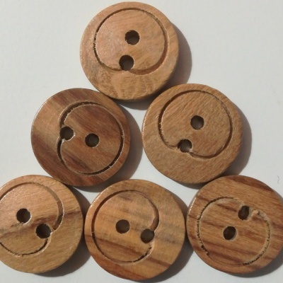 Botão de Madeira - 16 mm  Pack 12