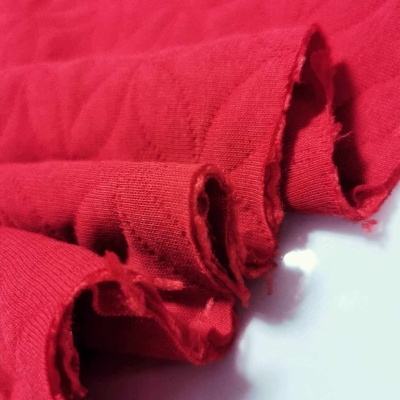 Malha Jacquard Dupla Face Acolchoada RED