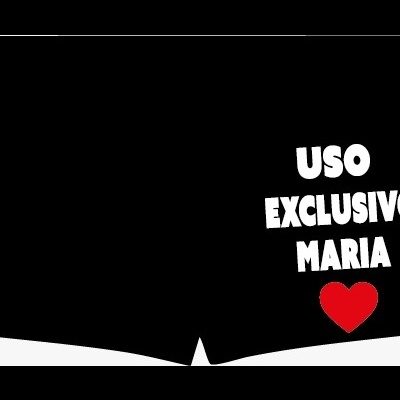 Cuecas pretas com texto branco e coração vermelho