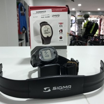 Relógio digital desportivo Sigma com cinta para peito preta e caixa do produto