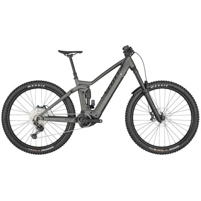 Bicicleta elétrica de montanha cinzenta com pneus pretos Maxxis