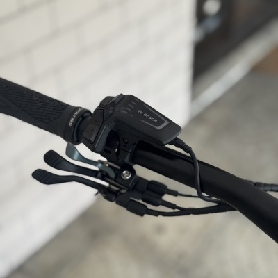 Punho de bicicleta com comandos elétricos BOSCH