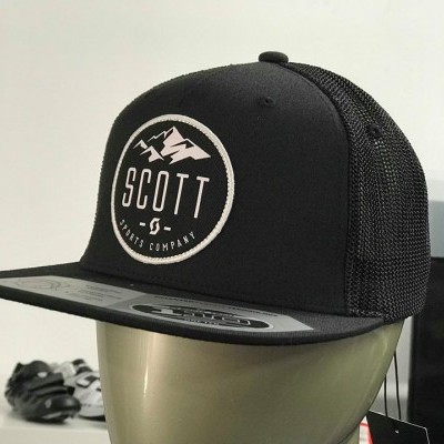 Boné preto com logótipo circular branco SCOTT SPORTS COMPANY