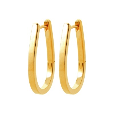 brincos em aro dourado com acabamento liso e brilhante