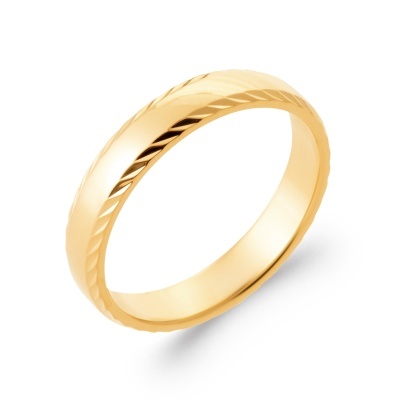Aliança de ouro amarelo com padrão diagonal gravado