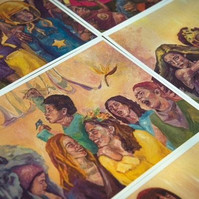 Reproduções de pinturas artísticas coloridas com pessoas e expressões diversas