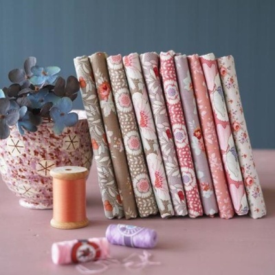 Maple Farm | Wheatflower - Umber | Tilda