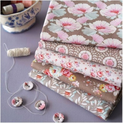 Maple Farm | Wheatflower - Umber | Tilda