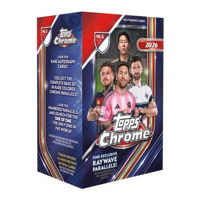 Caixa de cartas colecionáveis Topps Chrome MLS 2026 com jogadores de futebol e texto promocional.
